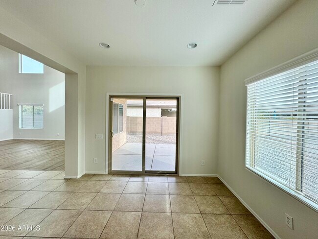 Building Photo - 3129 E Battala Ct