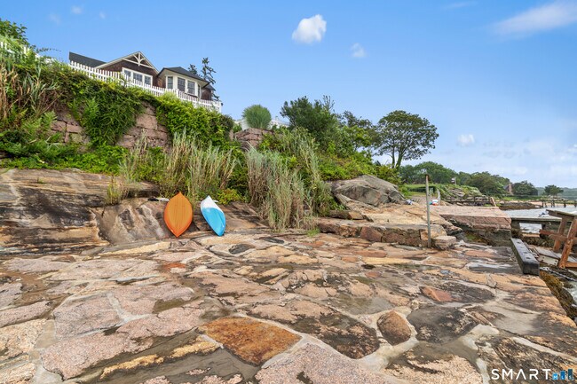 Building Photo - 27 Prospect Hill Rd