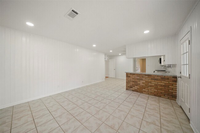 Building Photo - 10306 Eddystone Dr