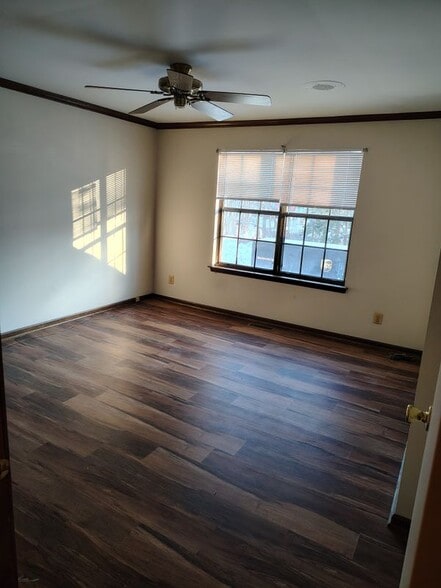 Building Photo - 2 Stanwood Ct