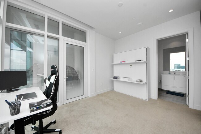 Building Photo - 4521 San Felipe St