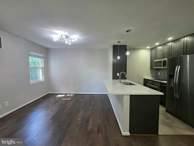 Building Photo - 10414 Parthenon Ct
