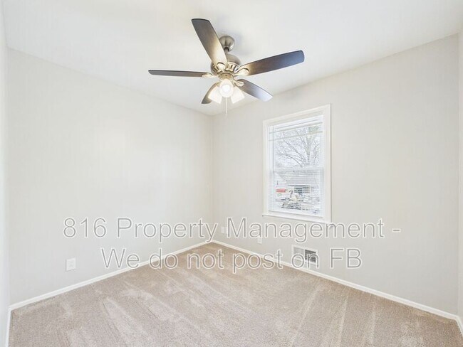 Building Photo - 4834 Evanston Ave