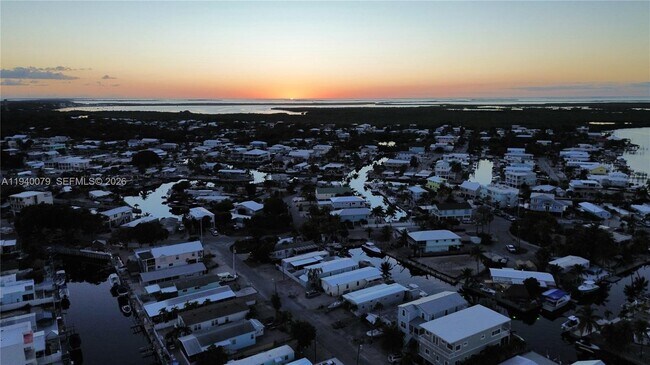 Building Photo - 1516 Aqueduct Ln