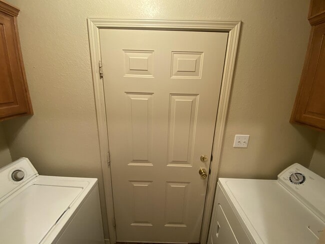 Building Photo - 2808 Fairway Hamlet Ct