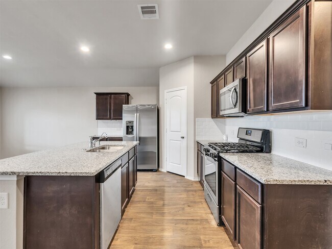 Building Photo - 2402 Ormes Forest Ln