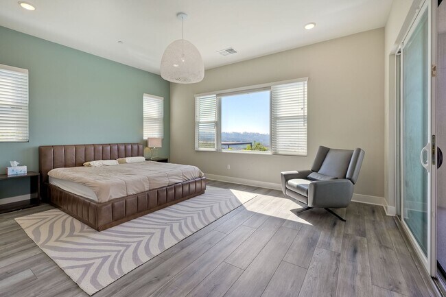 Building Photo - 13710 Goldenpine Trl