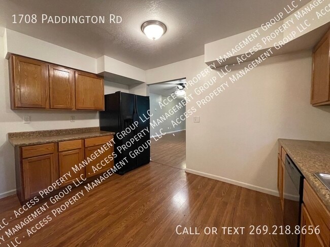 Building Photo - 1708 Paddington Rd