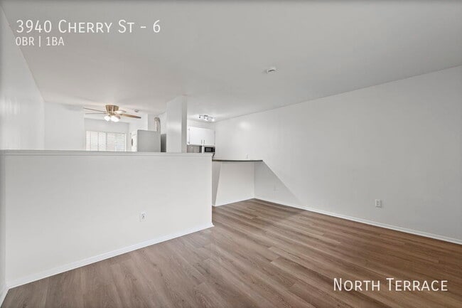 Building Photo - 3940 N Cherry St