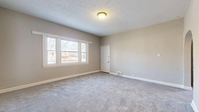 Building Photo - 3523 Walton Ave