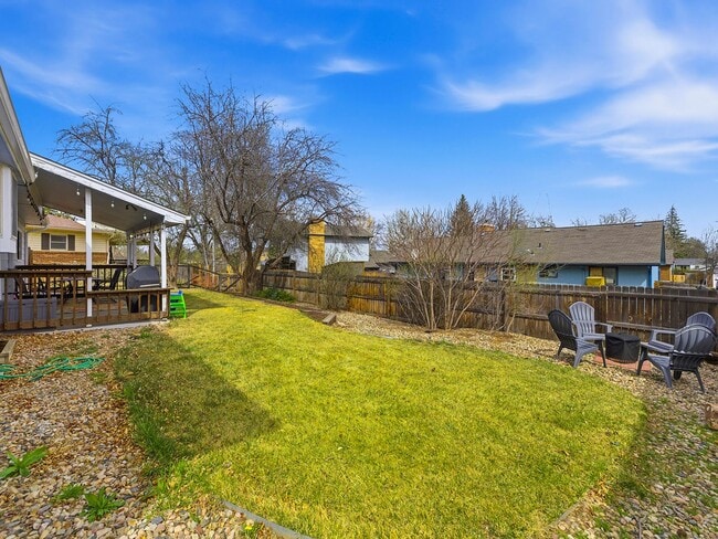 Building Photo - Bright Ranch Home with 2-Car Garage, Finished Basement, and Spacious Yard