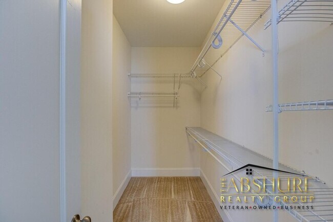 Building Photo - 112 Cahors Trail