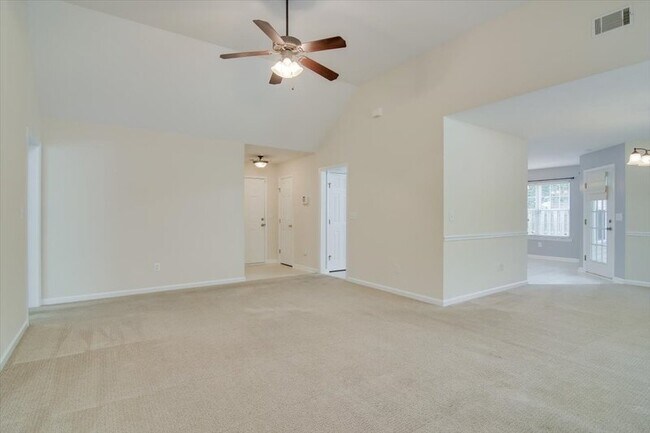 Building Photo - 1242 Watsonia Dr