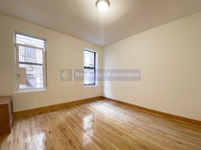 Primary Photo - 64 West 108th Street