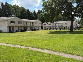 Building Photo - 672 Loomis Ave