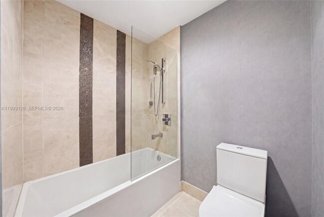 Building Photo - 601 NE 27th St