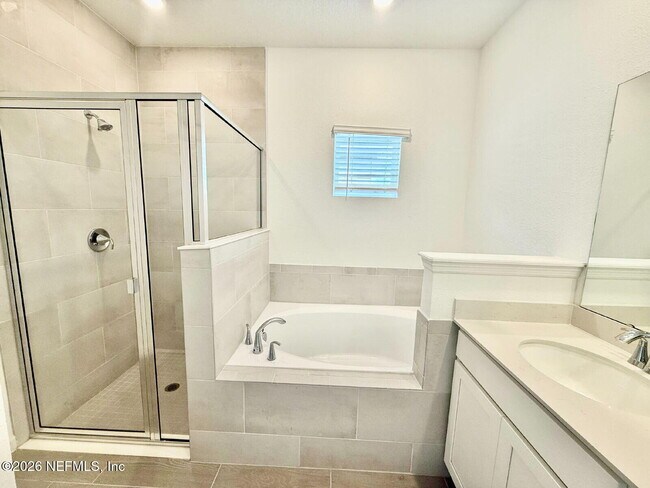 Building Photo - 3016 Raven Trce