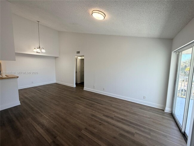 Building Photo - 5720 Rock Island Rd