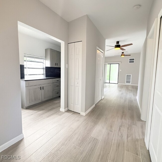 Building Photo - 12743 Brewster Dr