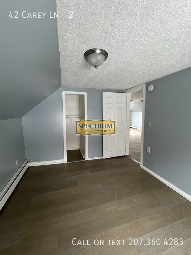 Building Photo - 42 Carey Ln