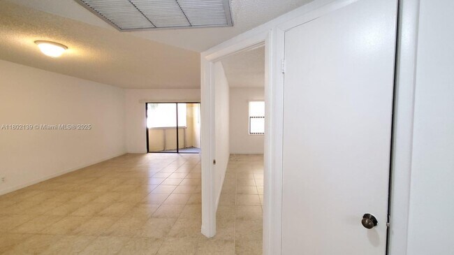 Building Photo - 8290 Lake Dr