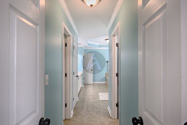 Building Photo - 3786 Upland Dr