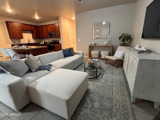 Building Photo - 4065 W Ardmore Rd