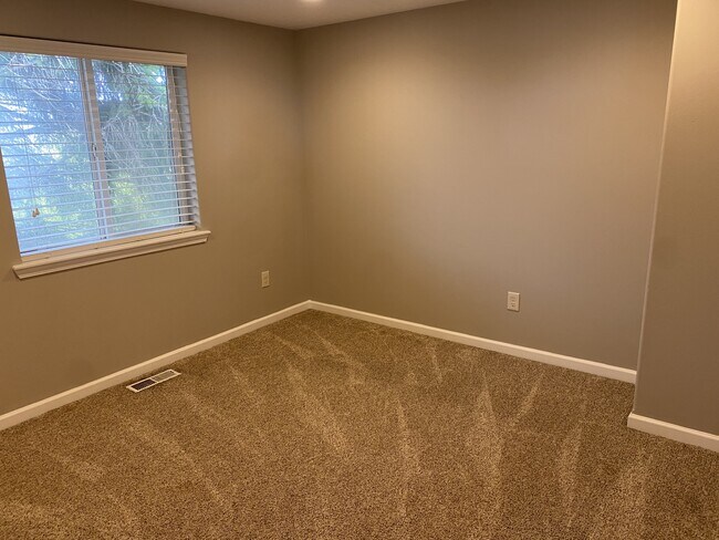 Building Photo - 371 Sand Dune Ave NW