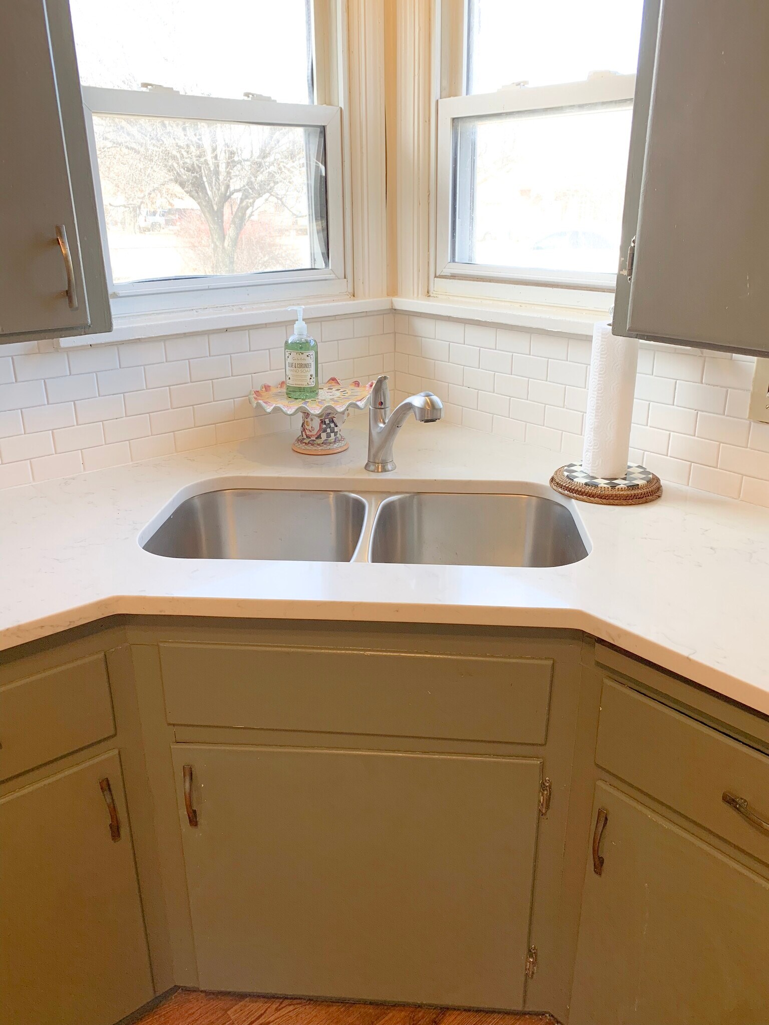 Building Photo - 4509 N Rockwell Ave