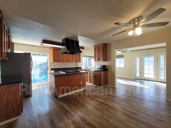 Building Photo - 5640 Andrea Blvd