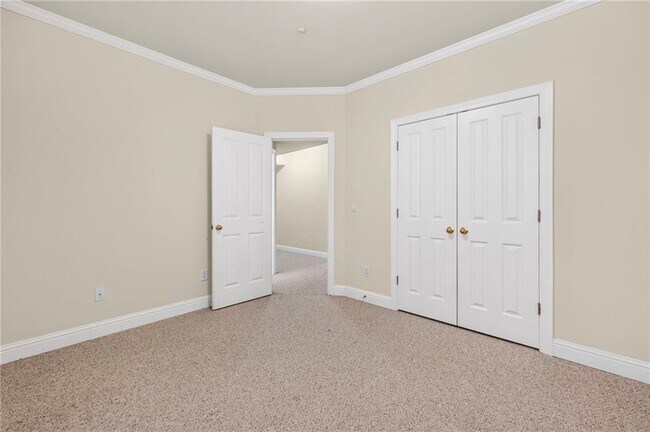 Building Photo - 1022 Emory Parc Pl
