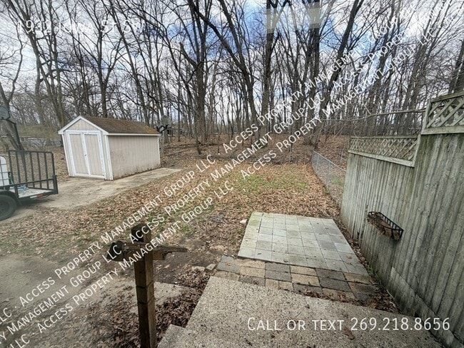 Building Photo - 1932 Iowa St SW