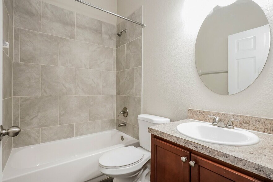 Building Photo - 2607 Drovers Ct