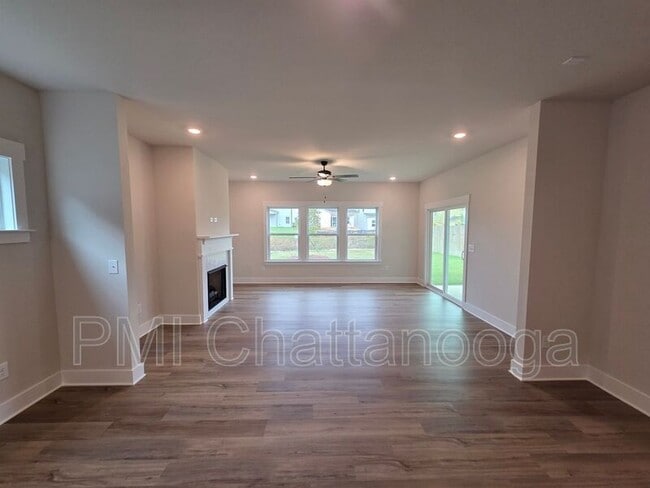 Building Photo - 7553 Snow Cone Wy