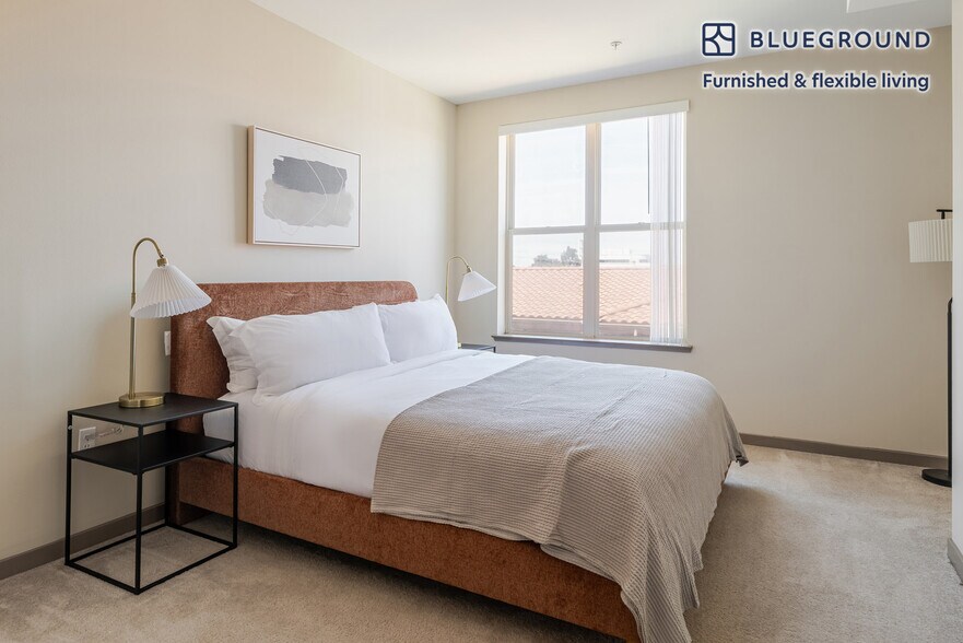 Building Photo - 7001 Sunne Ln