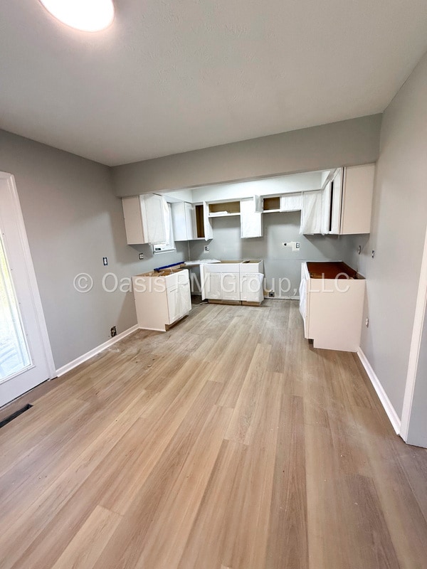 Building Photo - 9577 OH-104