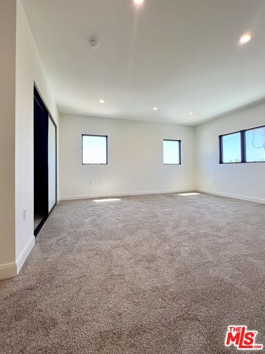 Building Photo - 859 S Lucerne Blvd