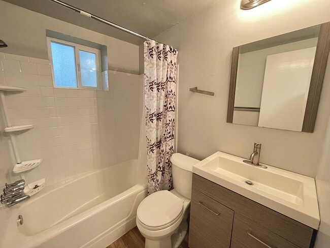 Building Photo - 1-Bedroom Condo in Salt Lake City – Available February 1st!