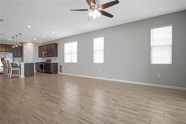 Building Photo - 183 Arlington Square Ct