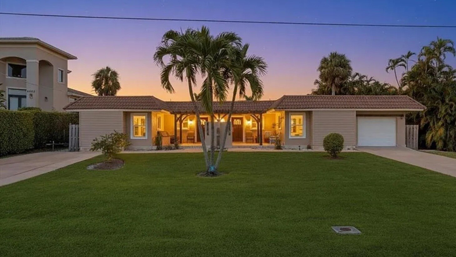 Building Photo - 4836 Esplanade St