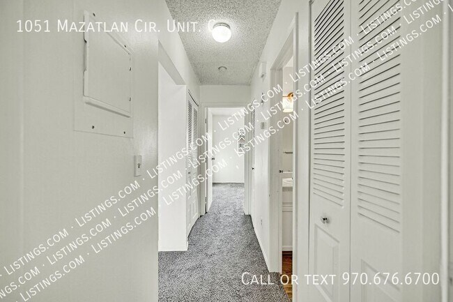 Building Photo - 1051 Mazatlan Cir