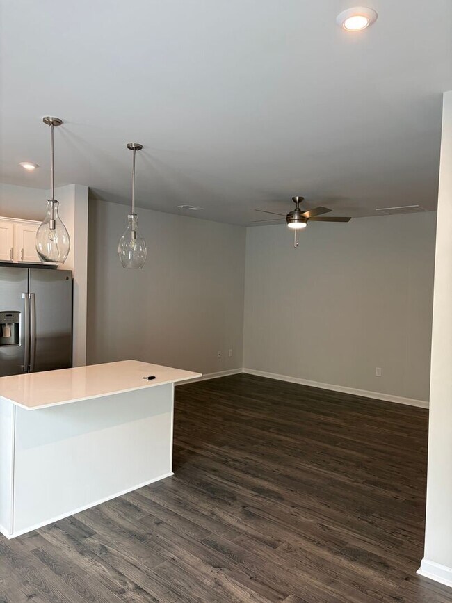 Building Photo - Brand new home in the desirable Mauldin location!! AVALIABLE NOW! OFFERING $500 OFF FIRST FULL MO...