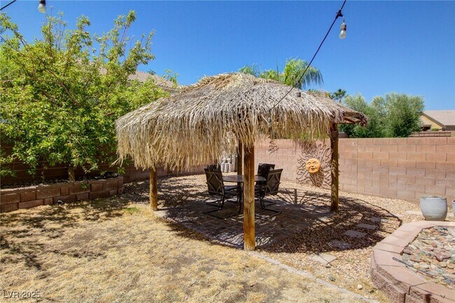 Building Photo - 8925 Monte Oro Dr
