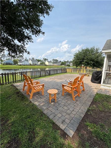 Building Photo - 320 Grasslands Dr