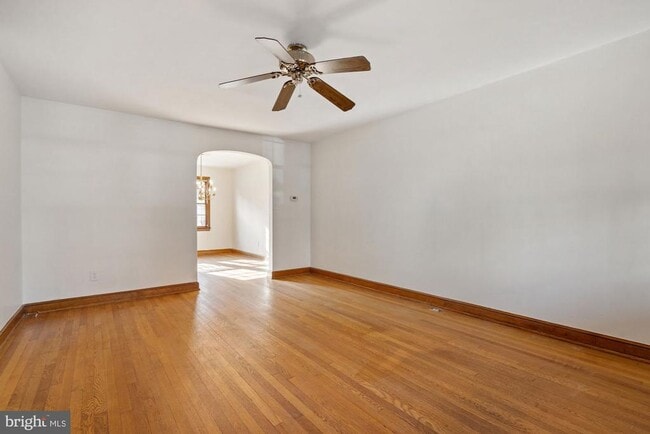 Building Photo - 1403 K St SE