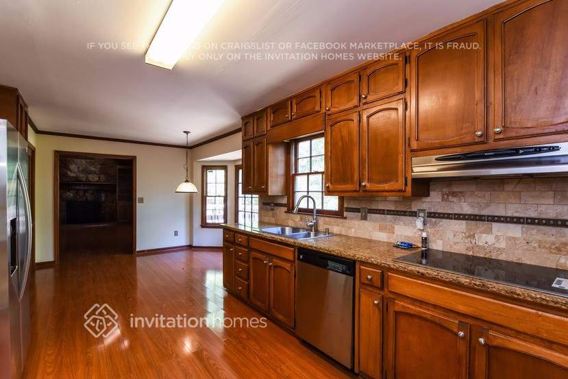 Building Photo - 3610 Jasmine Cove Ln