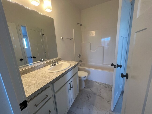 Building Photo - 3602 33rd St S