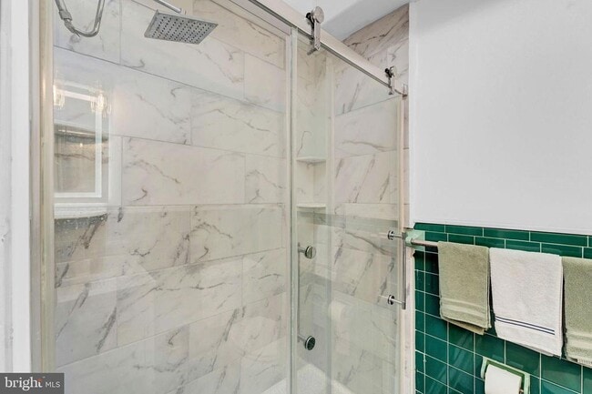 Building Photo - 5005 N 9th St