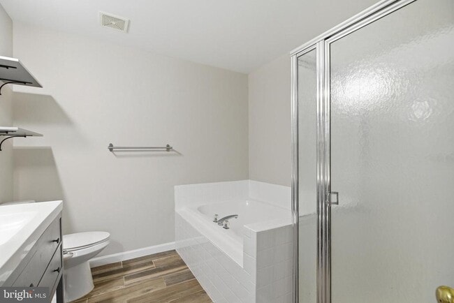 Building Photo - 14319 Legend Glen Ct