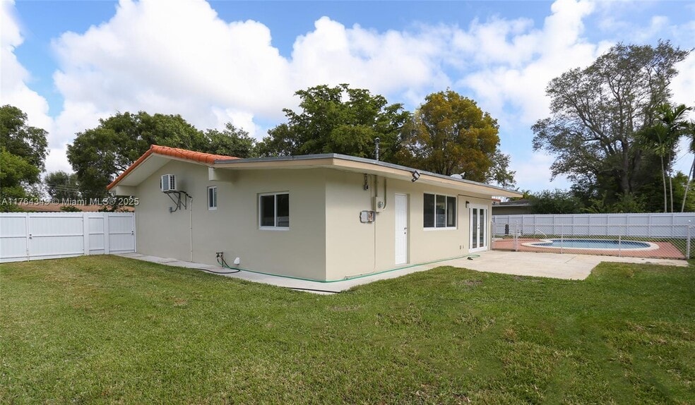 Building Photo - 8870 SW 87th St